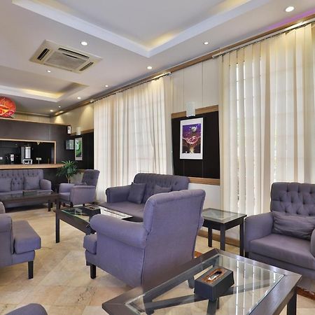 Oyo 121 Dome Hotel Al Olaya Riyad Extérieur photo